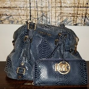 Handbag with matching wallet